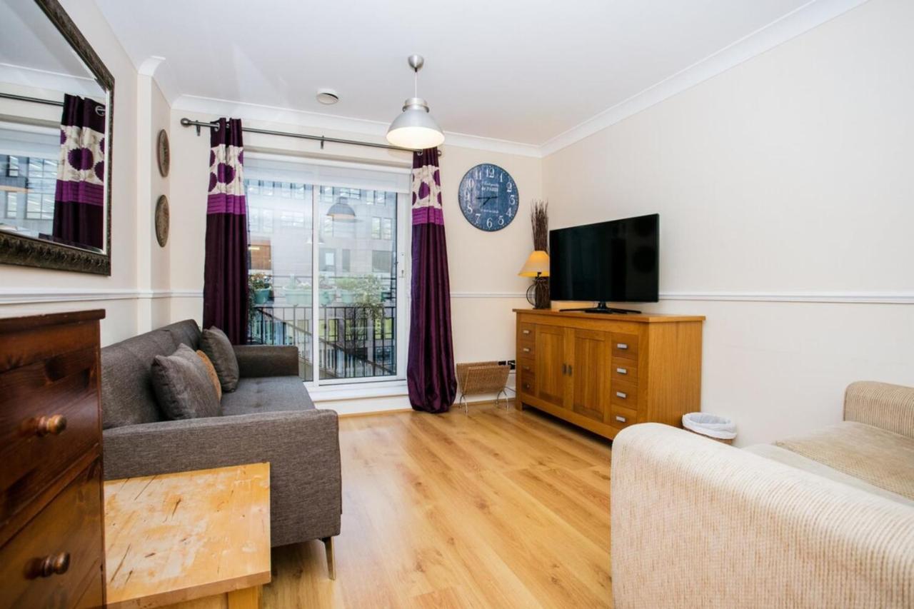 1 Bedroom Apartment On The Riverbank Near St Paul'S London Bagian luar foto