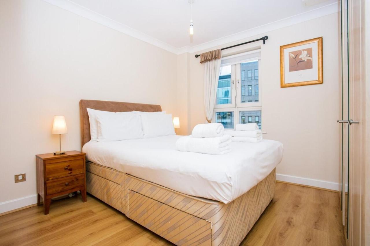 1 Bedroom Apartment On The Riverbank Near St Paul'S London Bagian luar foto