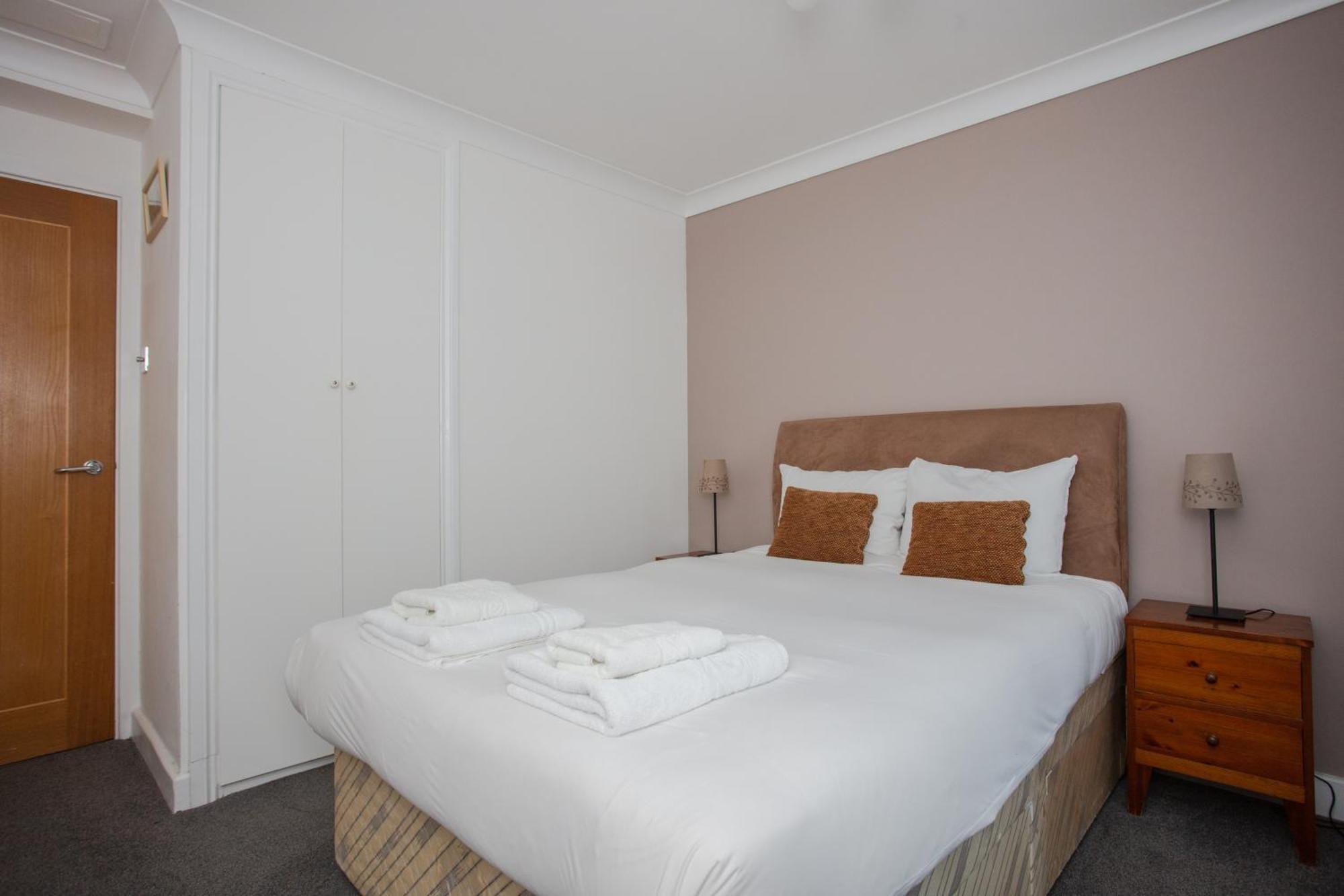 1 Bedroom Apartment On The Riverbank Near St Paul'S London Bagian luar foto
