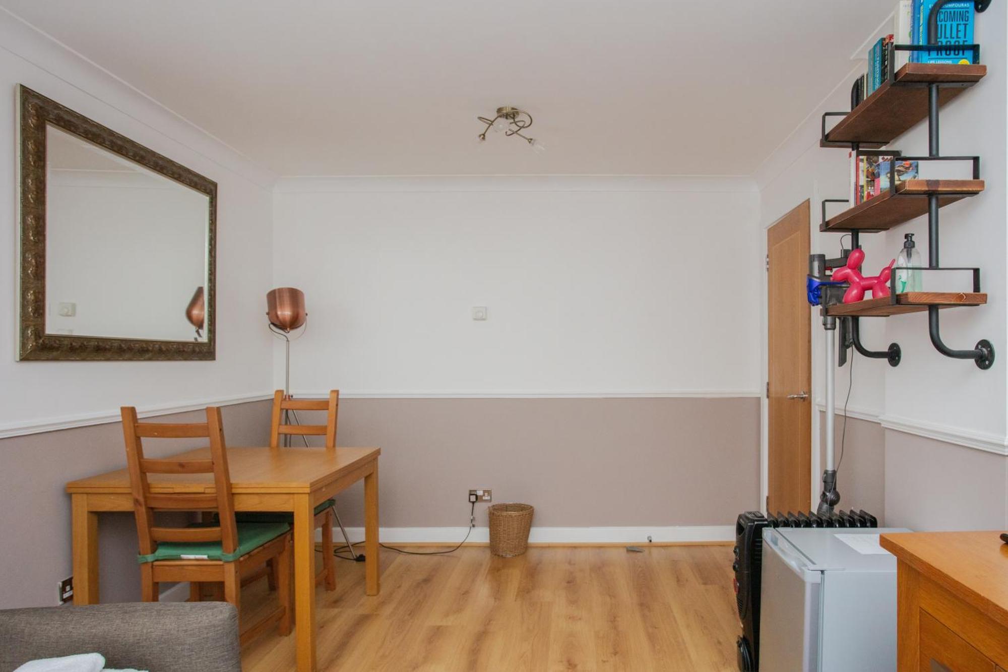 1 Bedroom Apartment On The Riverbank Near St Paul'S London Bagian luar foto