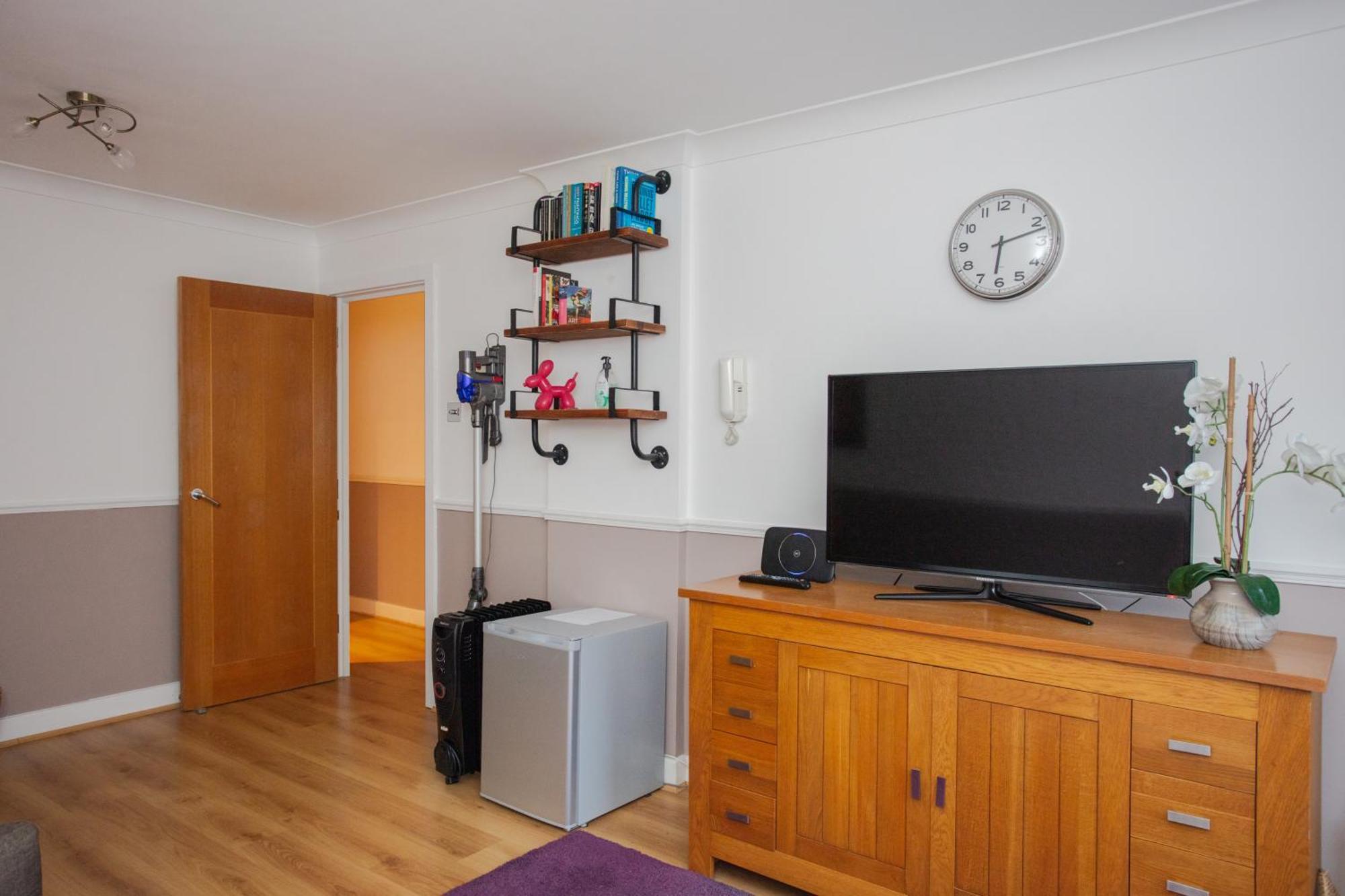 1 Bedroom Apartment On The Riverbank Near St Paul'S London Bagian luar foto