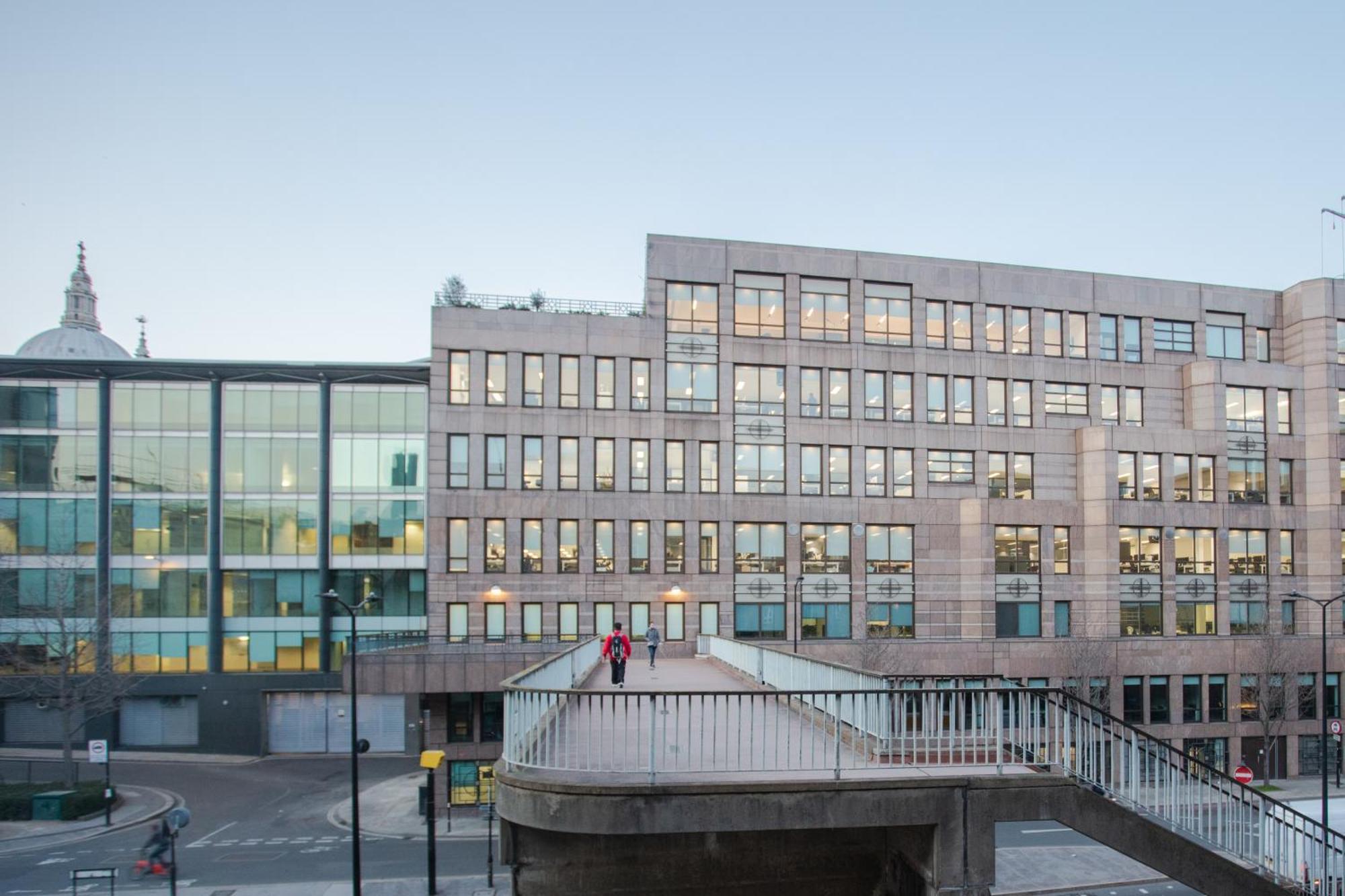 1 Bedroom Apartment On The Riverbank Near St Paul'S London Bagian luar foto